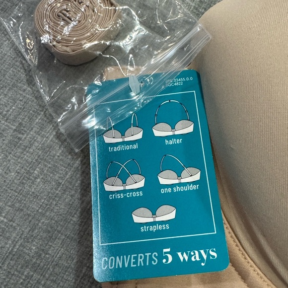 Vanity Fair 40C Convertibile Bra - Picture 4 of 4